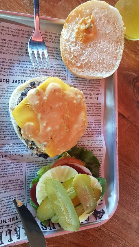 The Loose Moose Tap & Grill - Tourism Cairns 5