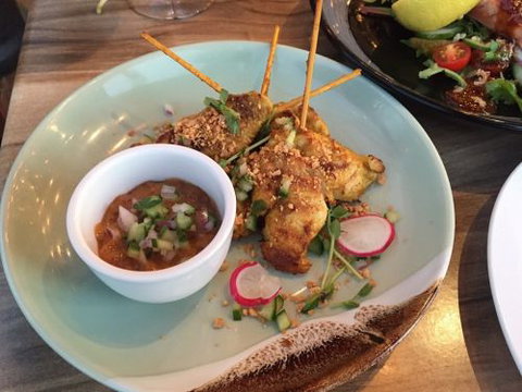 @Harbour Thai Restaurant - Tourism Cairns 3