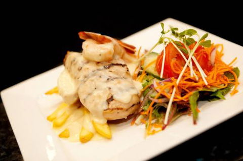 Channels Family Restaurant - Tourism Cairns 3