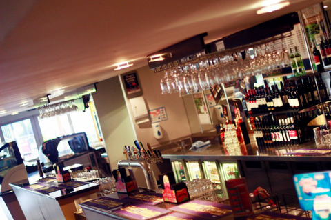 Tom’s Tavern - Tourism Cairns 4