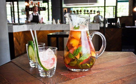 Ludlow Bar & Dining Room - Tourism Cairns 4