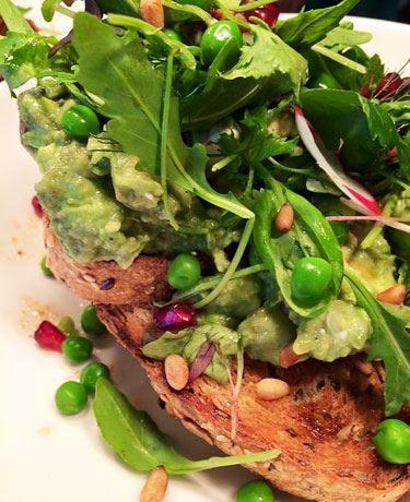 EAT LOVE PIZZA - Tourism Cairns 5