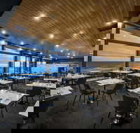 Bayviews Restaurant  Lounge Bar - Tourism Cairns