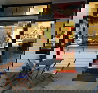 Feed the Dragon - Tourism Cairns