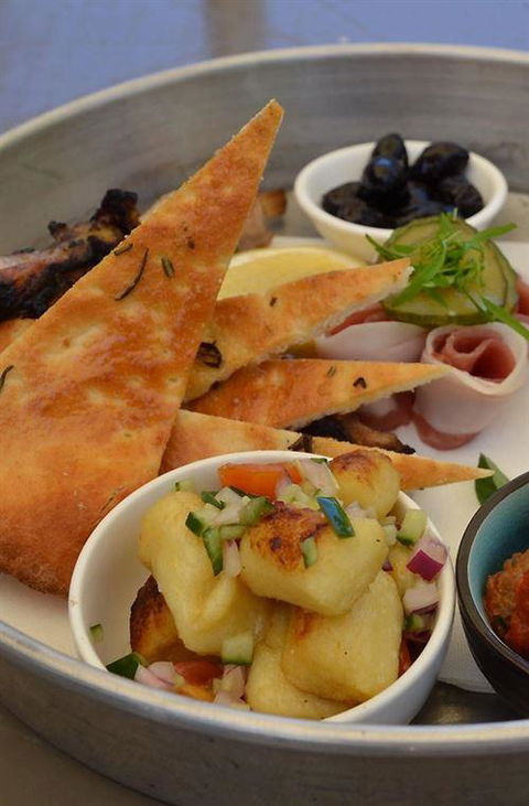 FOS Kitchen & Bar - Tourism Cairns 4