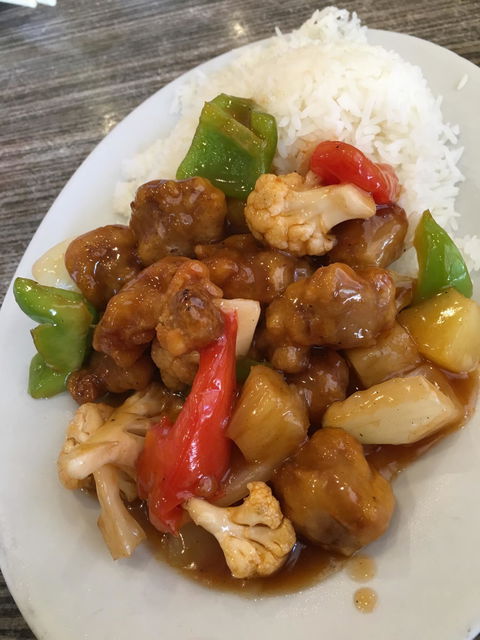 Bateman Chinese Malaysian Eating House - Tourism Cairns 4