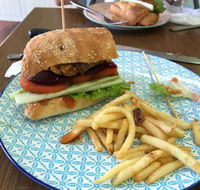 The Jolly Pig - Tourism Cairns