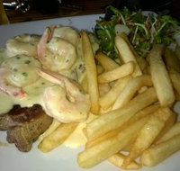 Prince of Wales Hotel - Bistro - Tourism Cairns