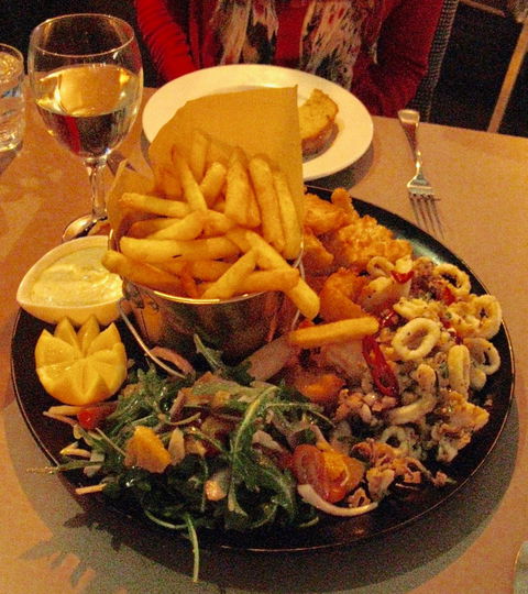 Unwind On Symmons - Tourism Cairns 8