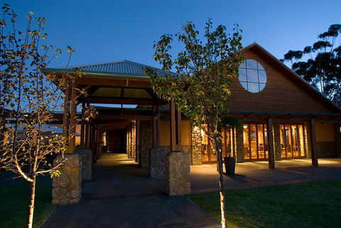 Xanadu Restaurant - Tourism Cairns 0