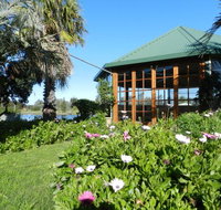 Golden Ponds Restaurant - Tourism Cairns