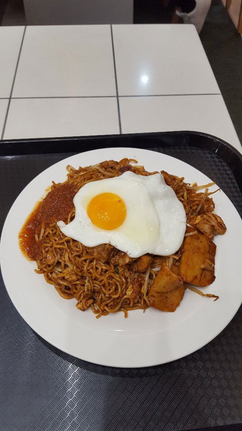 Warong - Tourism Cairns 3