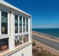 Marino Rocks Cafe Restaurant - Tourism Cairns