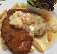 The Colonnades Tavern