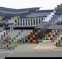 The Highlander Hotel - Tourism Cairns