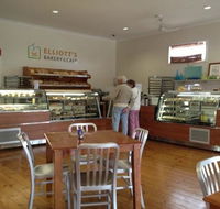 Elliott's Bakery  Cafe