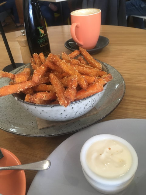 Henry And Rose Cafe - Tourism Cairns 3