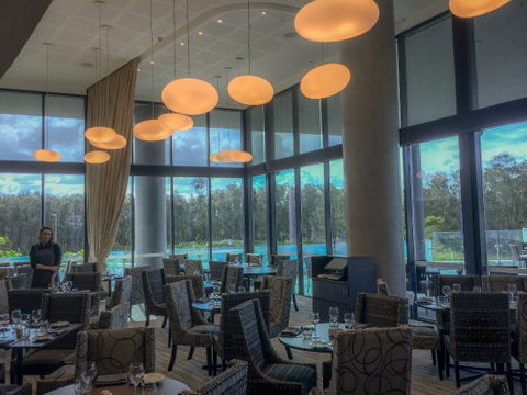 Apron Restaurant - Tourism Cairns 0