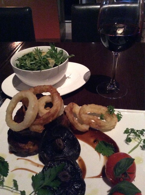 O Bar & Restaurant - Tourism Cairns 2