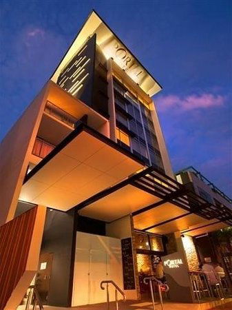 O Bar & Restaurant - Tourism Cairns 0