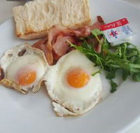 Lola's - Tourism Cairns