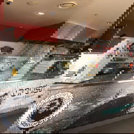Crust Gourmet Pizza - Tourism Cairns 0