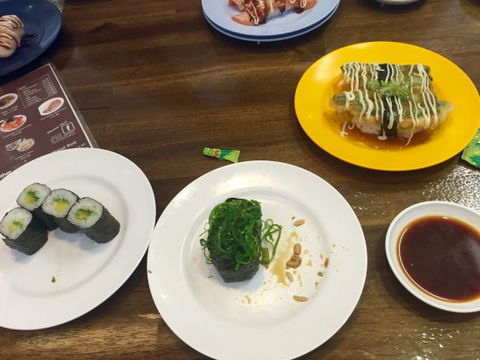 Mr Sushi - Tourism Cairns 0