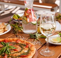 Runaway Bay Tavern - Tourism Cairns