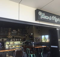 Thom  Ann's Restaurant Deli - Tourism Cairns