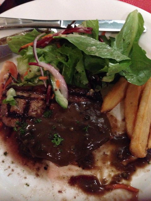 O'Malley's Irish Pub - Tourism Cairns 5