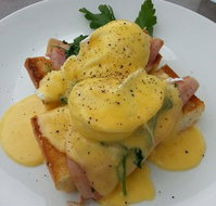 Sails Restaurant and Function Centre - Tourism Cairns