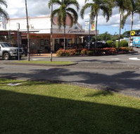 Famishes Cafeteria - Tourism Cairns