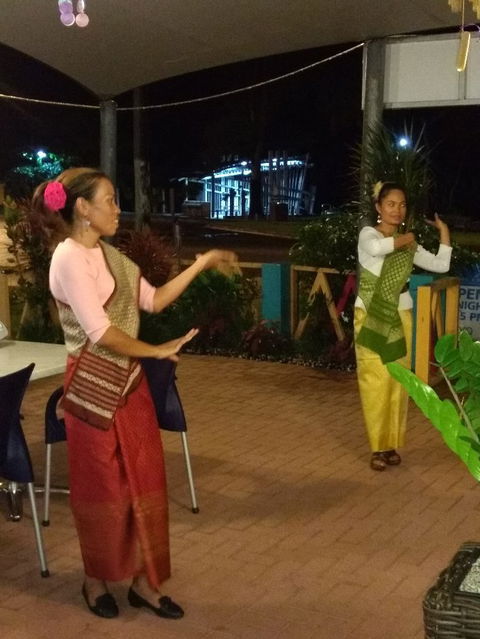 Nana Thai Cafe - Tourism Cairns 3