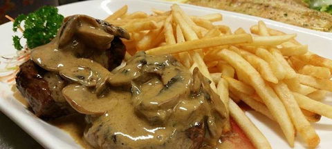 Hatters Tea House - Tourism Cairns 0