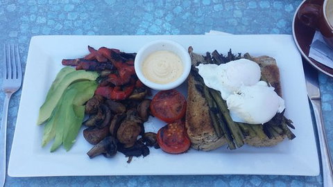 Bongaree Hot Bread - Tourism Cairns 0