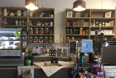 NewsXpress Mount Morgan - Tourism Cairns 0