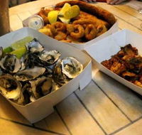 Noosa Harbour Fish Market - Tourism Cairns