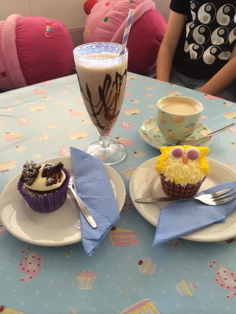 Heaven Leighs Cupcakes - Tourism Cairns 2