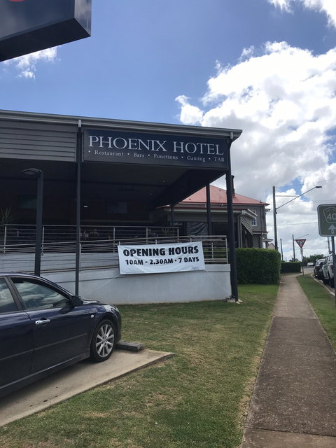 Phoenix Hotel - Tourism Cairns 3