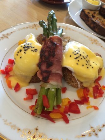 Mckinnon VIC Tourism Cairns