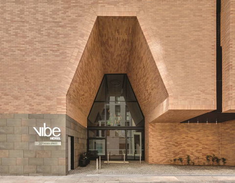 Vibe Hotel Sydney Darling Harbour - Tourism Cairns 1