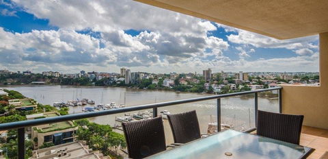 Central Dockside Apartment Hotel - Tourism Cairns 12