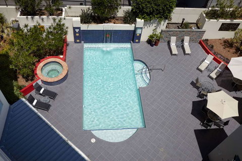 Central West End Apartments - Tourism Cairns 10