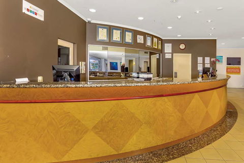 Comfort Inn & Suites Goodearth - Tourism Cairns 3