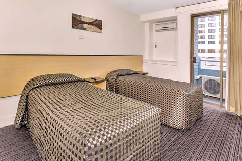 Comfort Inn & Suites Goodearth - Tourism Cairns 6