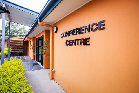 Darra Motel and Conference Centre - Tourism Cairns 0