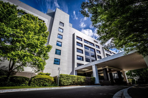 Crowne Plaza Canberra - Tourism Cairns 1