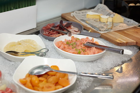 Crowne Plaza Canberra - Tourism Cairns 12