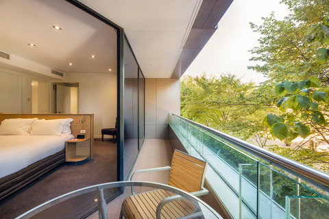 Crowne Plaza Canberra - Tourism Cairns 14