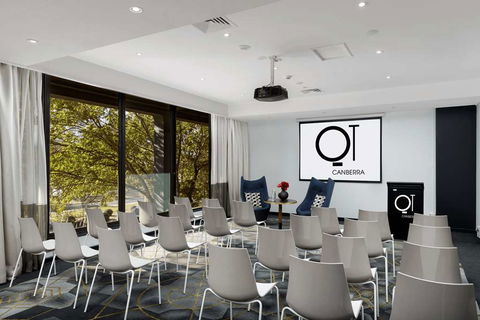 QT Canberra - Tourism Cairns 7
